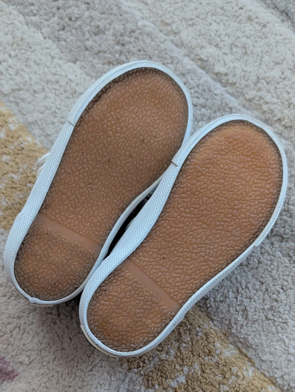 Oomphies Toddler Girls Size 9 White Velcro Mary Jane Shoes